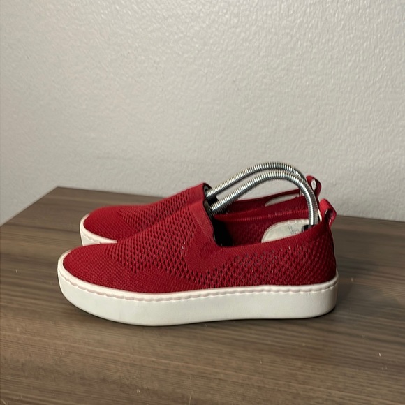 born solstice knit slip on sneakers